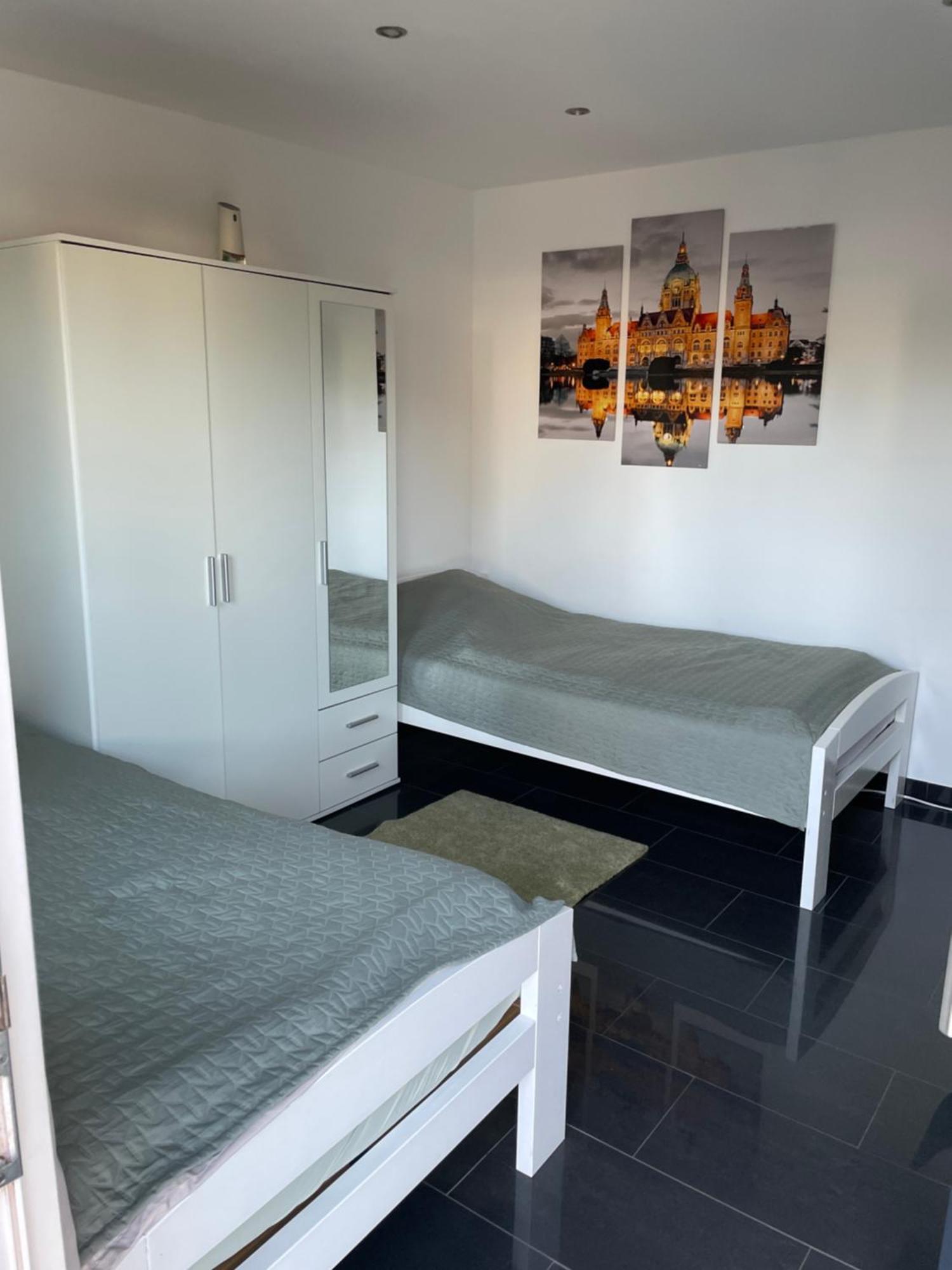 Ferienwohnung Mit Fussbodenheizung Nahe Messe, Gratis Parkplatz Und Abstellplatz E - Bike Hannover Eksteriør billede