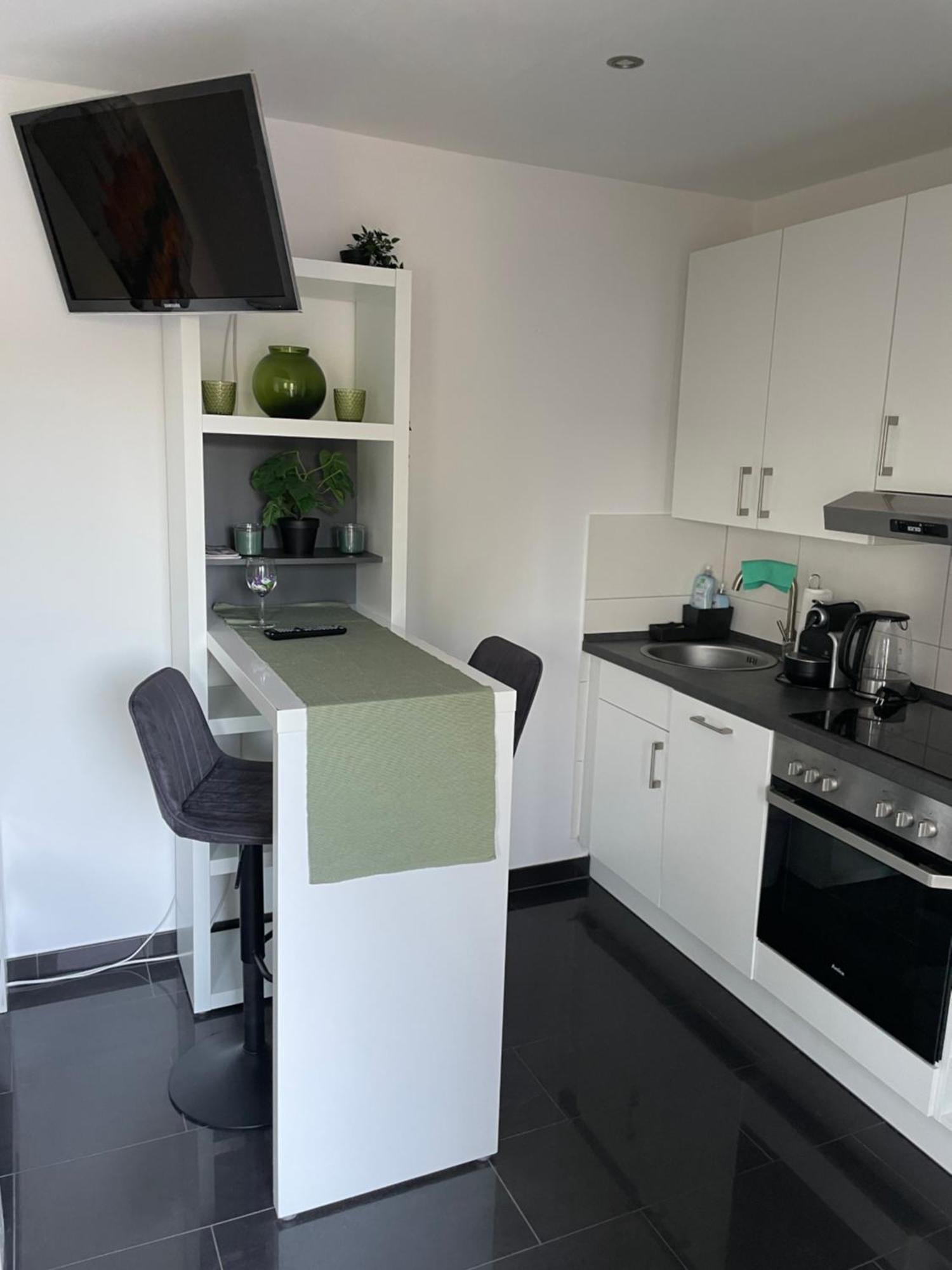 Ferienwohnung Mit Fussbodenheizung Nahe Messe, Gratis Parkplatz Und Abstellplatz E - Bike Hannover Eksteriør billede
